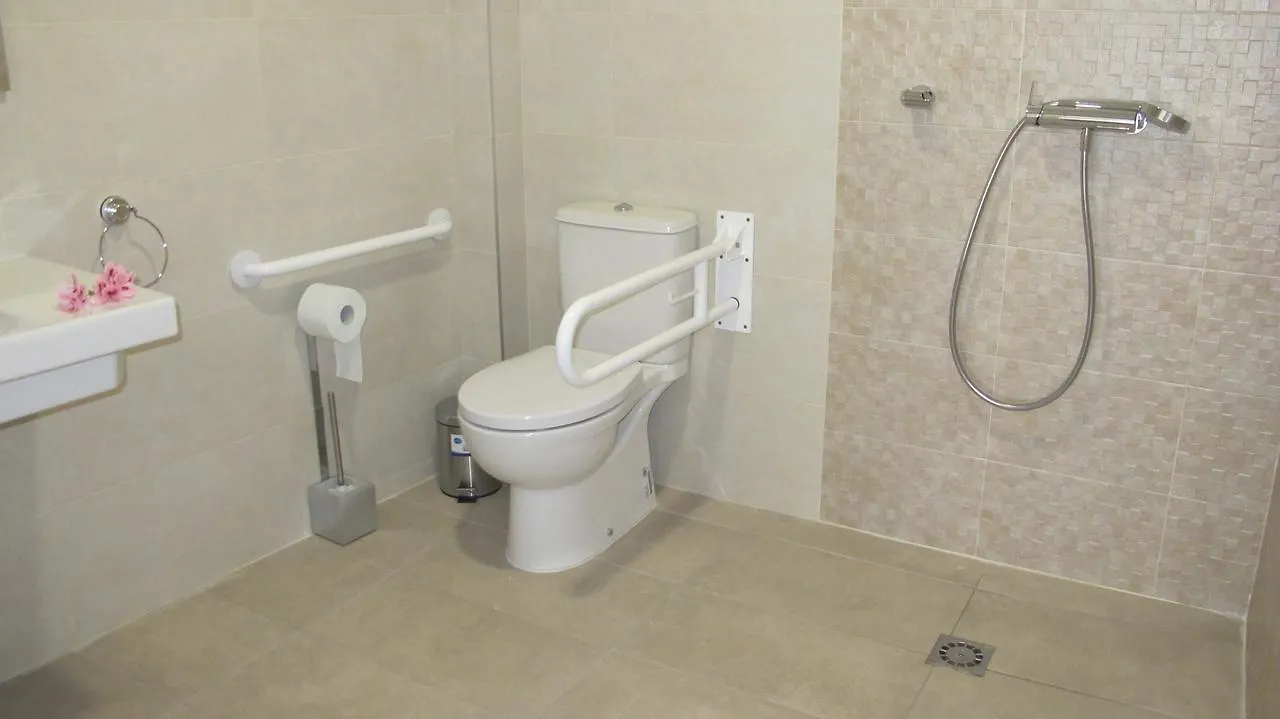 Guest house Hostal Onteniente La Mamola
