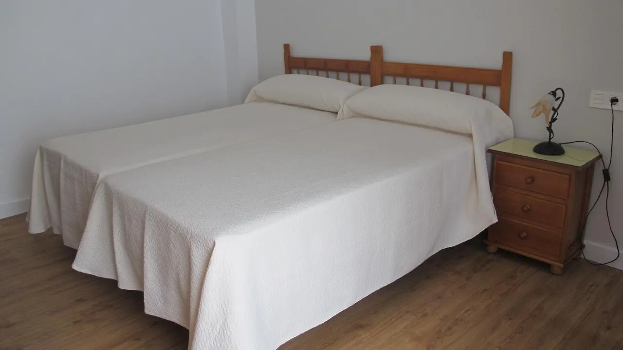 Hostal Onteniente La Mamola Guest house